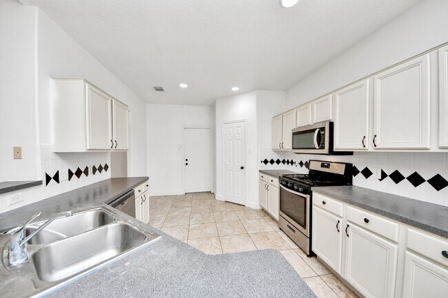 Building Photo - 13515 Scarab Dr