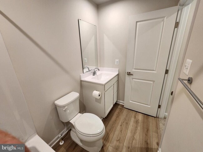 Building Photo - 619 Laurelwood Cir