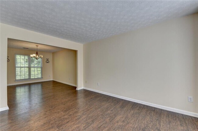 Building Photo - 3380 McClure Woods Dr