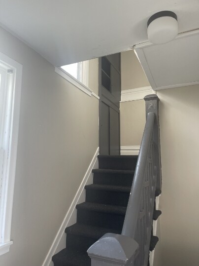 Building Photo - 4233 Holt Rd