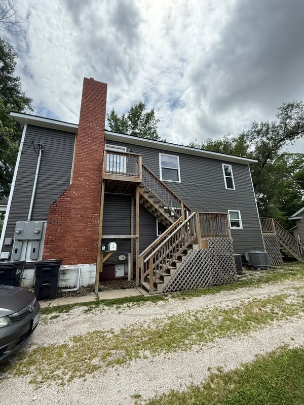 Building Photo - 801 Hardin St
