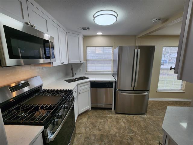 Building Photo - 233 Texas St