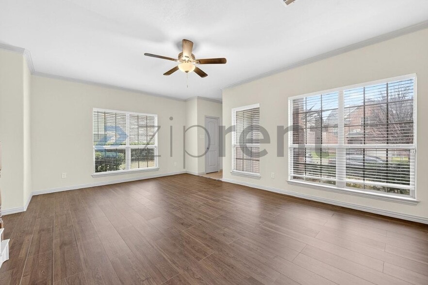 Building Photo - 2361 Homewood Ln