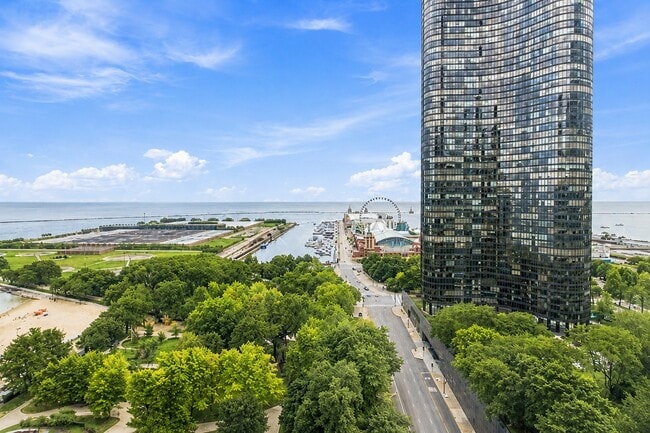 Building Photo - 530 N Lake Shore Dr