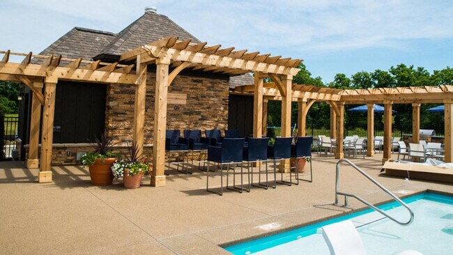 Building Photo - 5252 Riggins Run Way