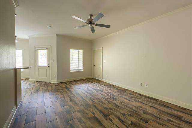 Building Photo - 2647 Westminster Dr