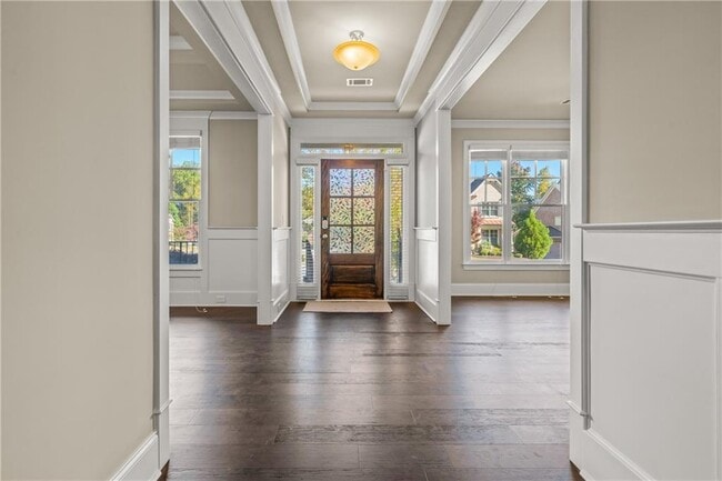 Building Photo - 710 Deer Holw Trce