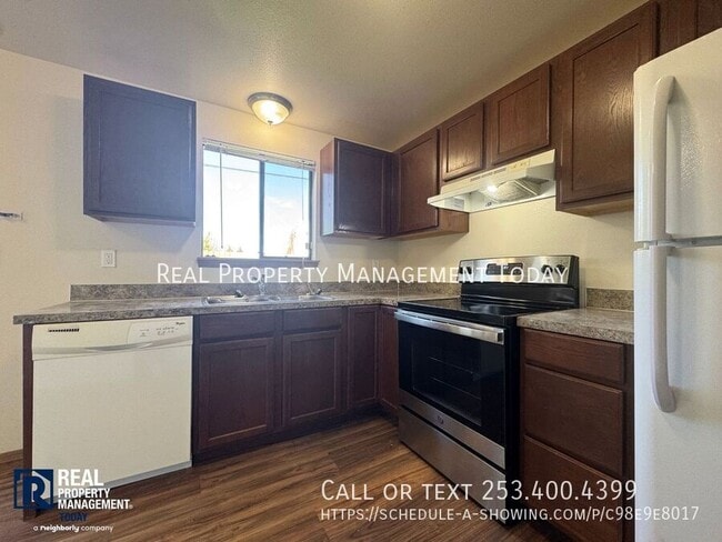 Building Photo - 1813 54th St Ct E