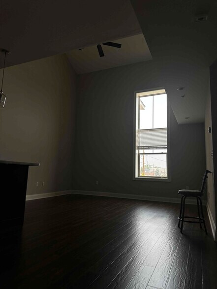 Building Photo - 970 Ridge Ave