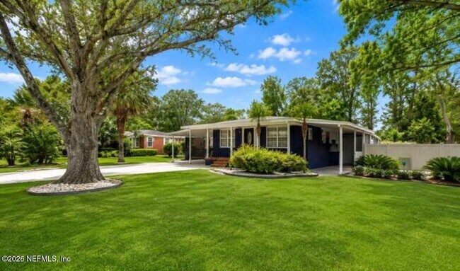 Building Photo - 6419 Ballejo Ct N
