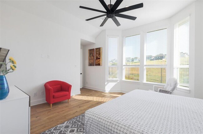 Building Photo - 916 Willie Rnch Wy