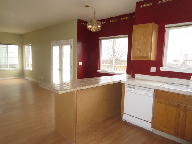 Building Photo - 10761 Cook Ct