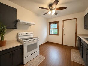 Building Photo - 2308 Parmenter St