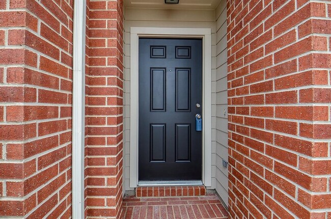 Building Photo - 3027 N Heights Hollow Ln