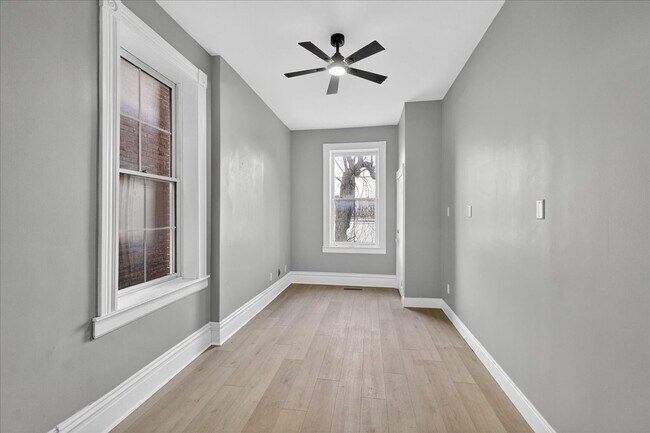 Building Photo - 1309 Shenandoah Ave