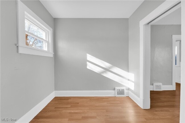 Building Photo - 3992 E 26th St