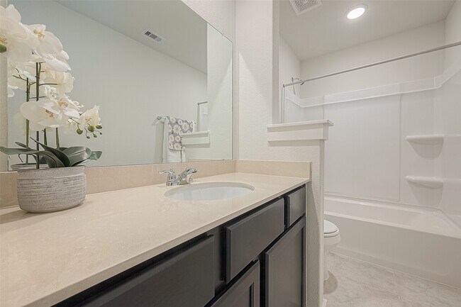 Building Photo - 7538 Coral Ter Dr