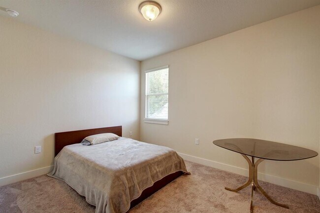 Building Photo - 12205 Cottage Promenade Ct