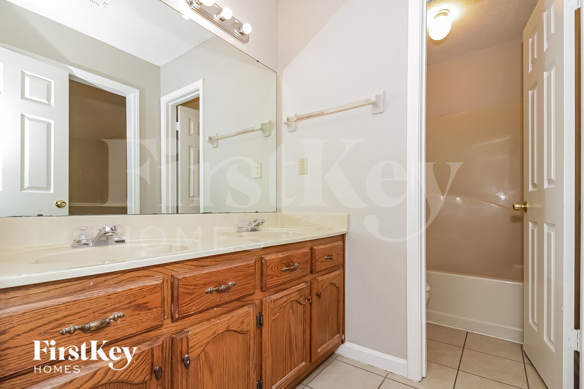 Building Photo - 5277 Timber Ridge Dr