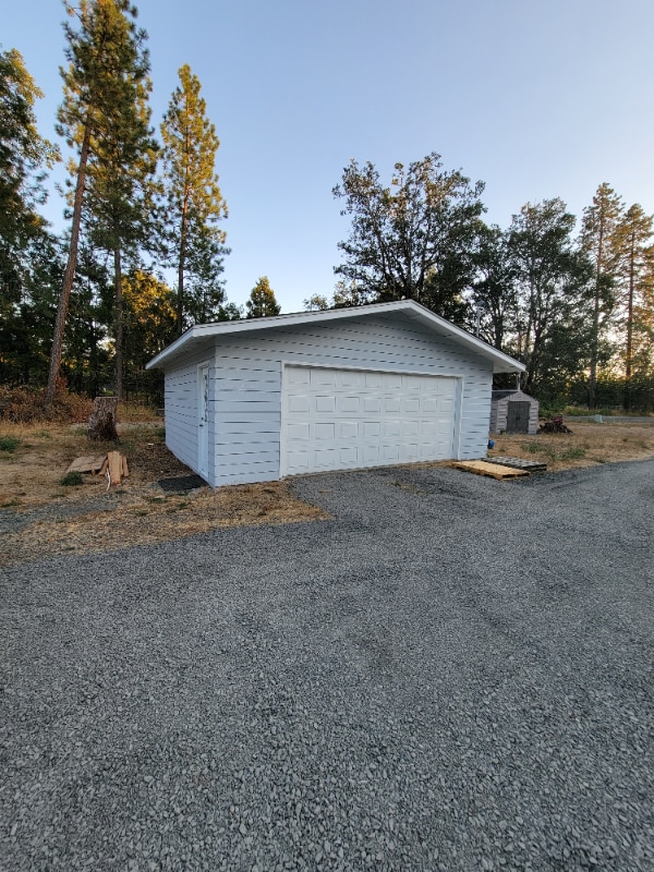 Building Photo - 105 Hummingbird Rd