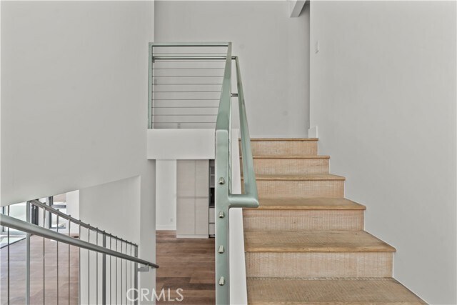 Building Photo - 816 W Oceanfront