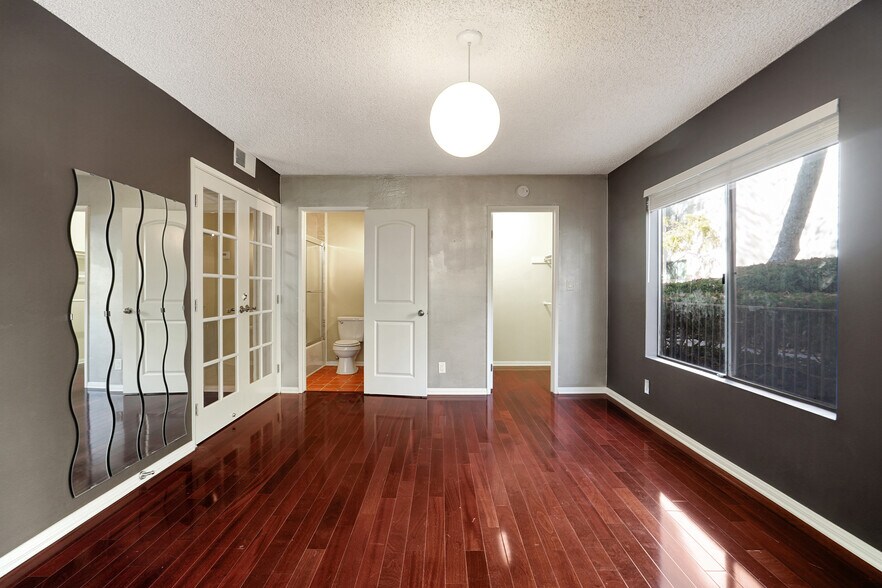 Building Photo - 9103 Summertime Ln