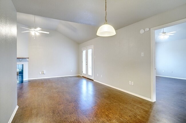 Building Photo - Beautiful, Freshly Updated 3-2-2 - Eagle Mountain ISD