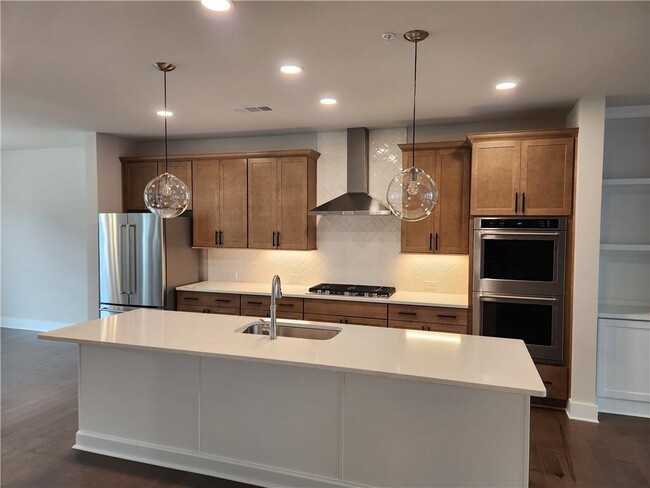 Building Photo - 1222 Waterfall Ct