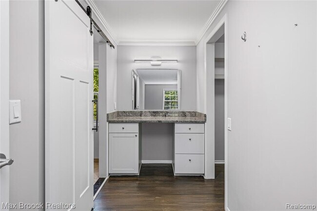 Building Photo - 2601 Lamplighter Ln