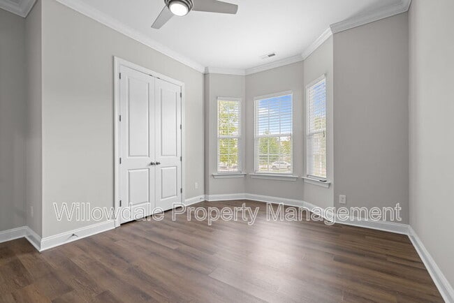 Building Photo - 4107 Bluff Oak Dr