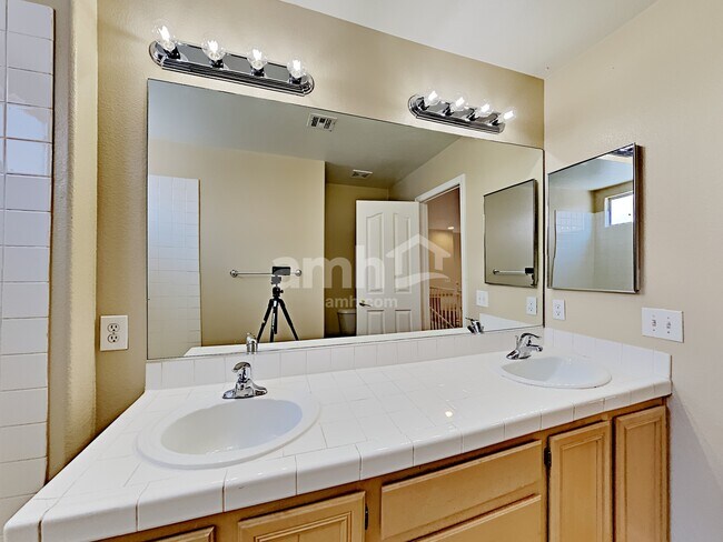 Building Photo - 3719 Morning Canyon Ct