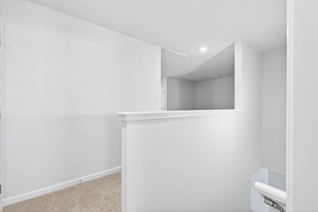 Building Photo - 3121 Greyton Dr