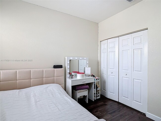 Building Photo - 15073 SW 115th Terrace