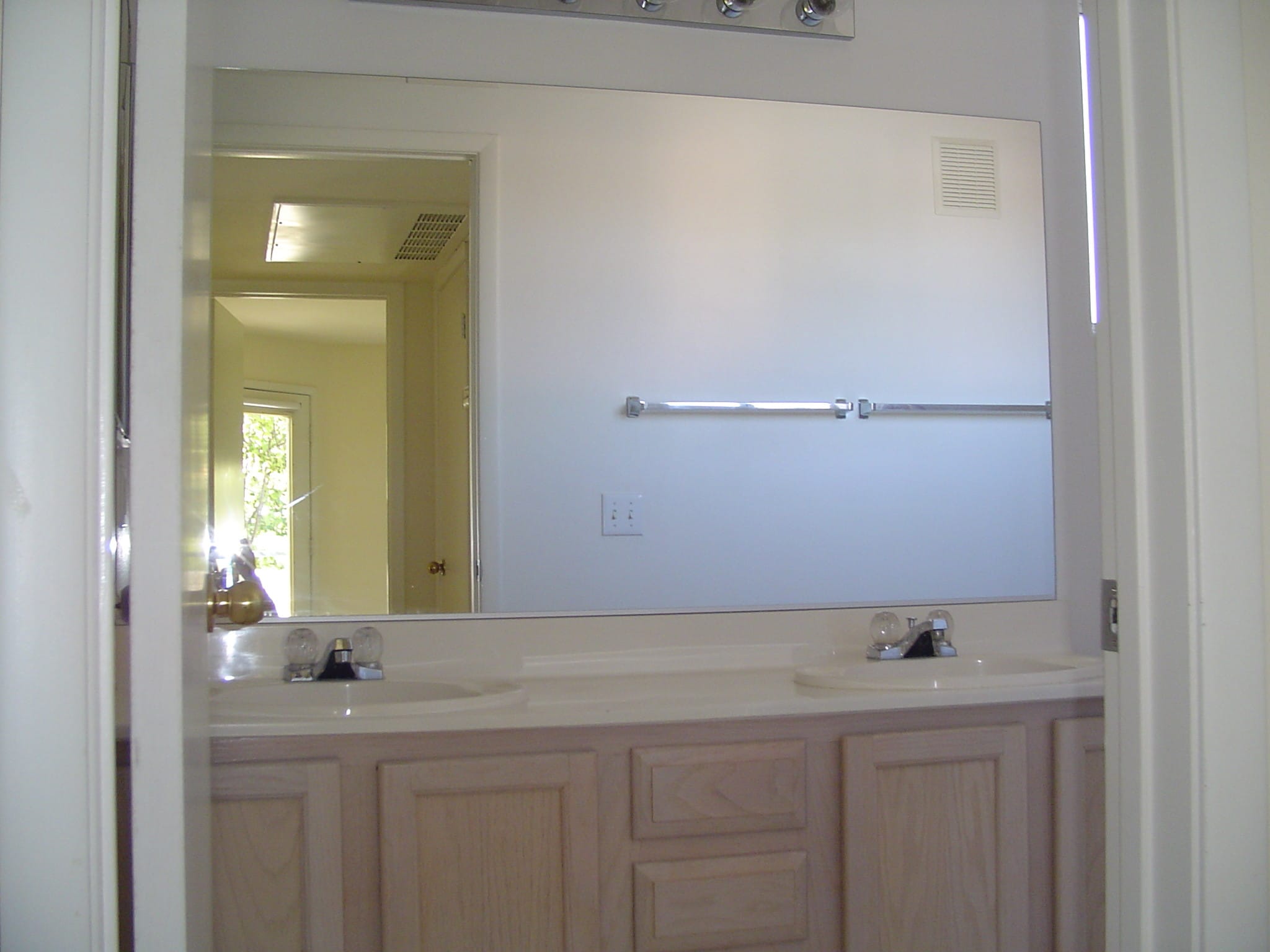 Building Photo - 5244 Mandalay Springs Dr