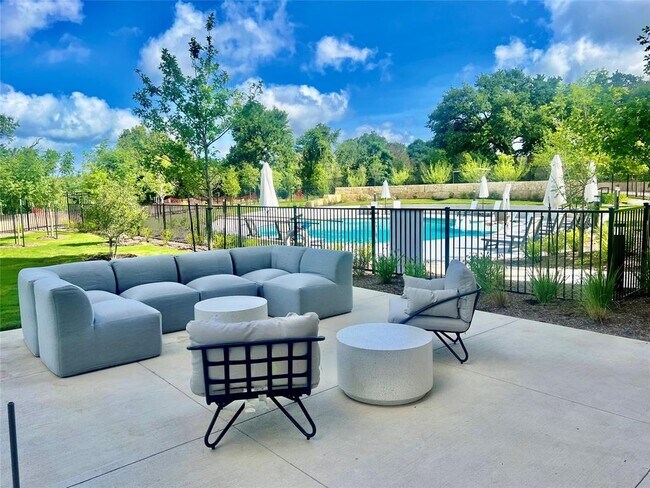 Building Photo - 4802 S Congress Ave