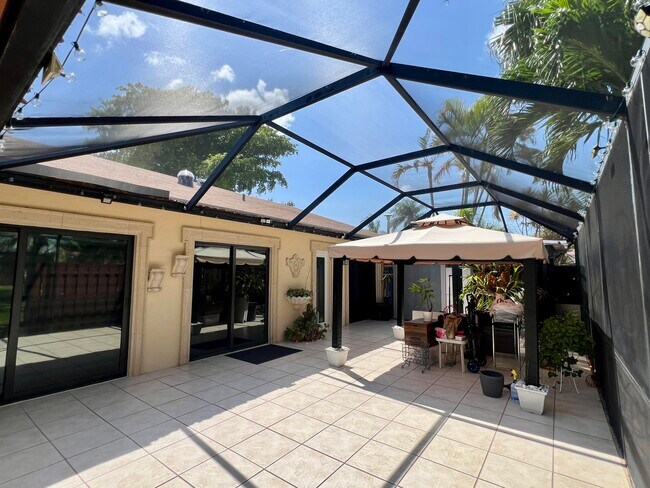 Building Photo - 1232 Pitusa Ct