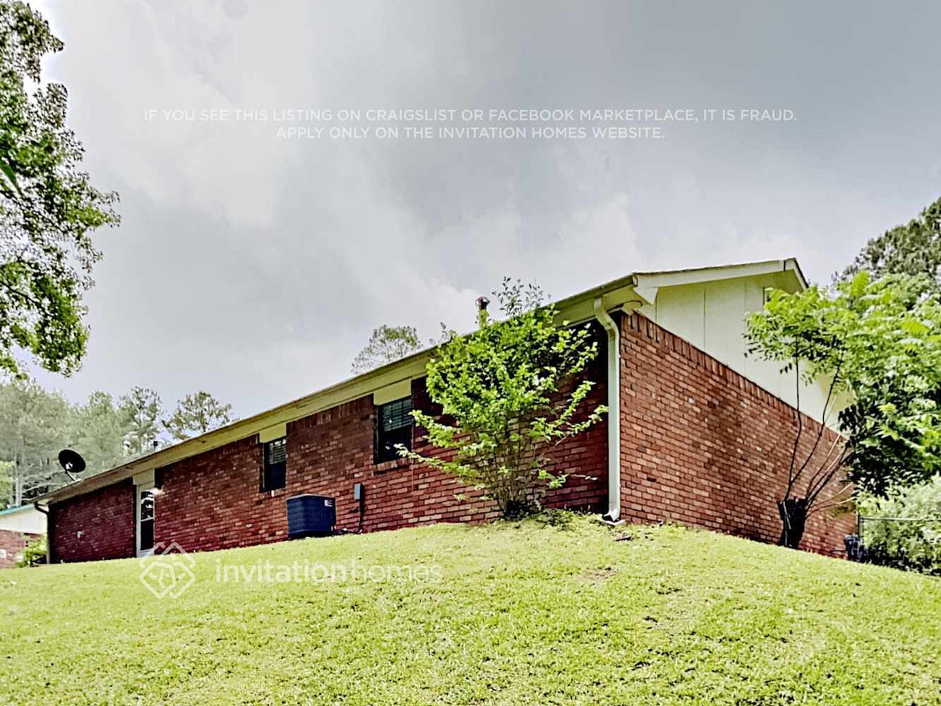 Building Photo - 1806 Oriole Trail