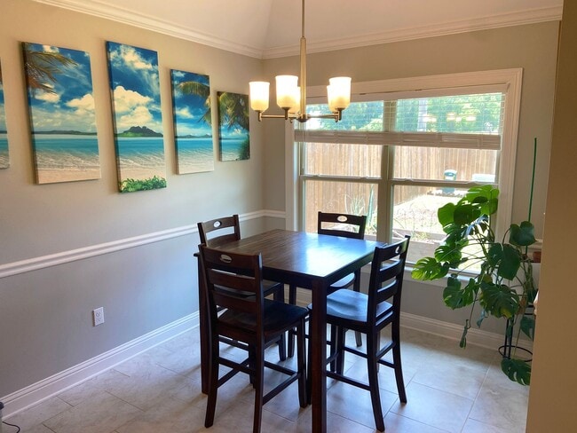 Building Photo - 166 Cullom Dr