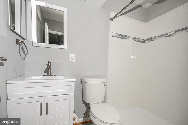 Building Photo - 43 Oak Crest Ct