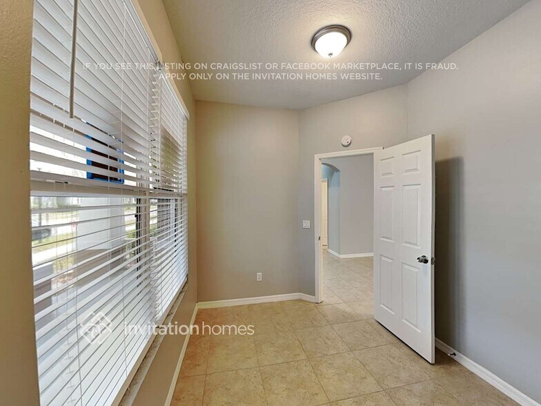 Building Photo - 2618 Rainbow Springs Ln