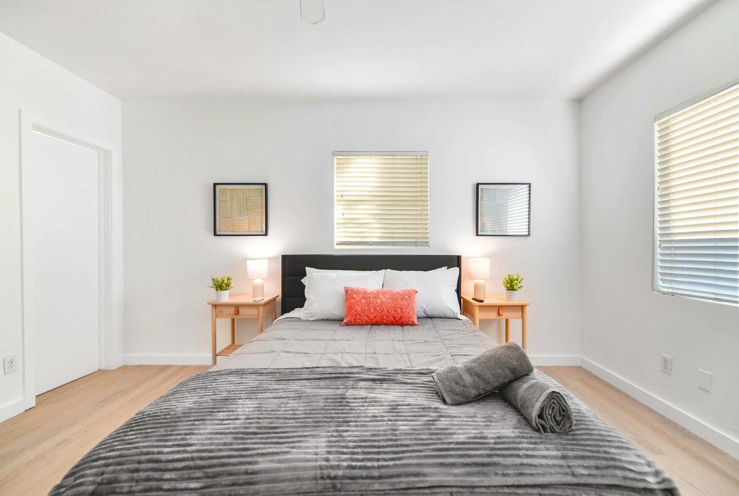 Building Photo - 515 NE 82nd St