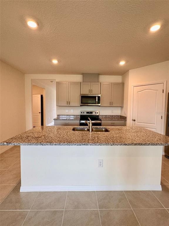 Building Photo - 368 Conway Ave