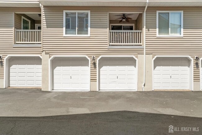 Building Photo - 53 Marina Vw Dr