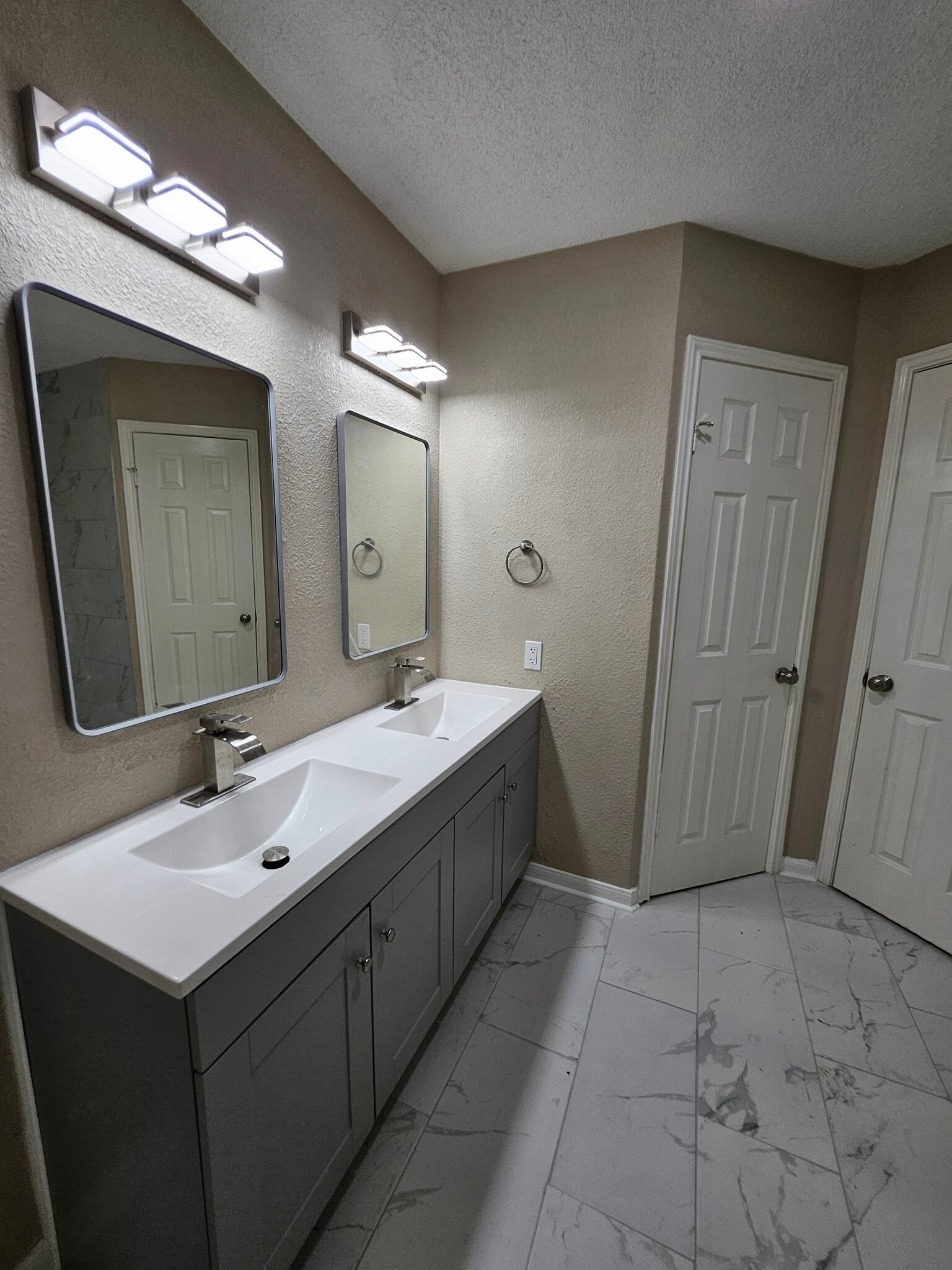 Building Photo - 214 Oleander St