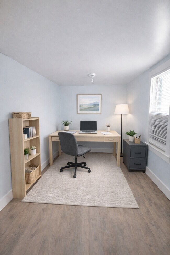 Building Photo - 15 Charlotte St