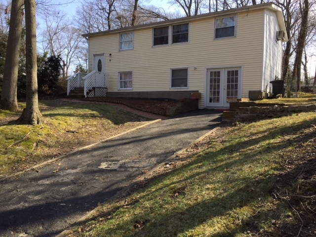 Building Photo - 10 Woodchuck Ln