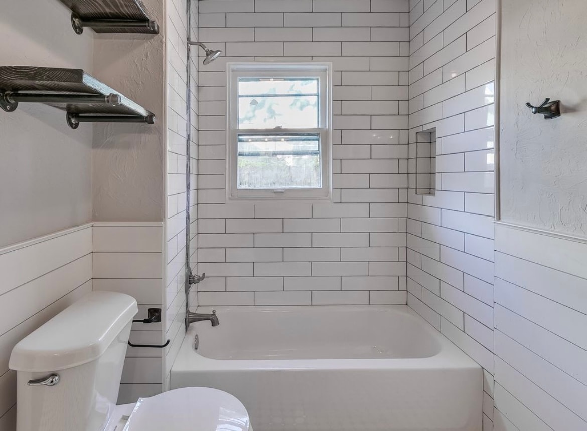 Building Photo - 1004 NW 32nd St