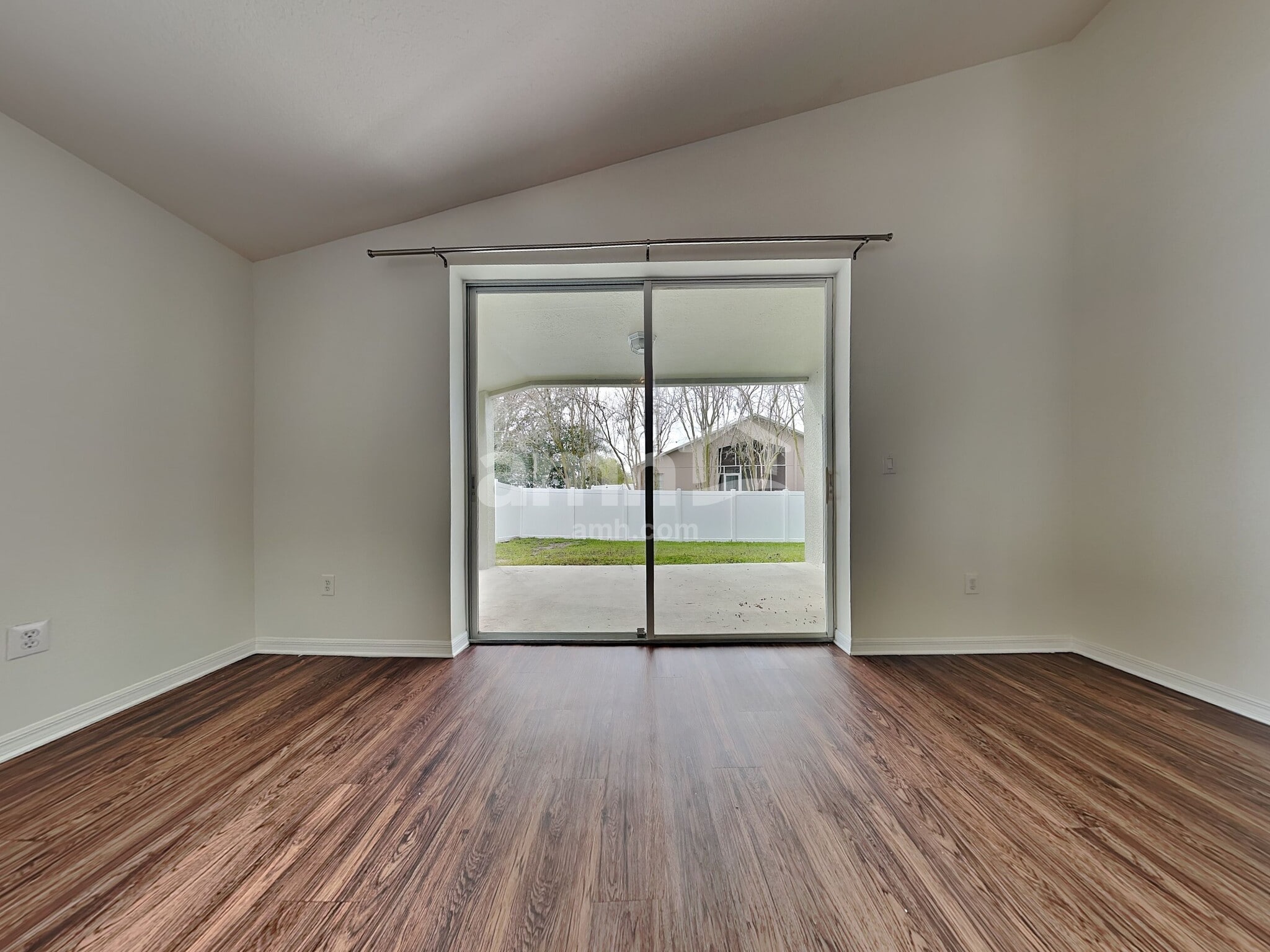 Building Photo - 30734 Midtown Ct