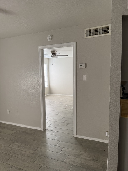Building Photo - 4015 US-90
