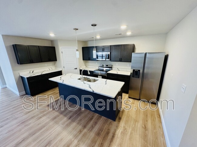 Building Photo - 2935 Shadow Wood Ln